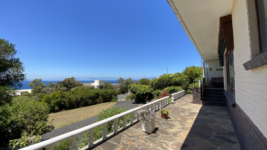 3 Bedroom Property for Sale in Seaforth Western Cape